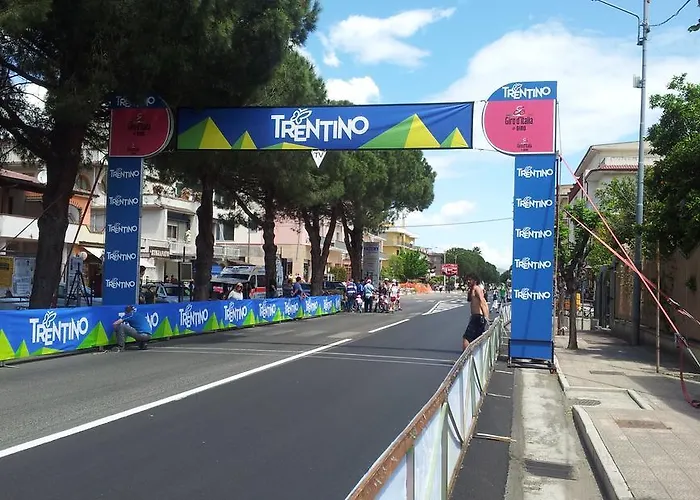 別荘 L'ancora ヴィッラピアーナ